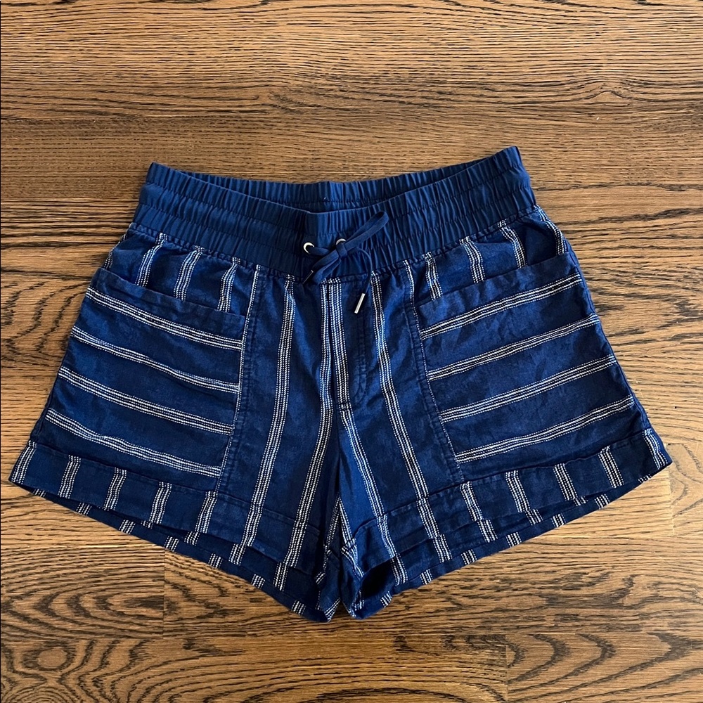 Athleta Cabo Washable Linen Striped Navy Shorts